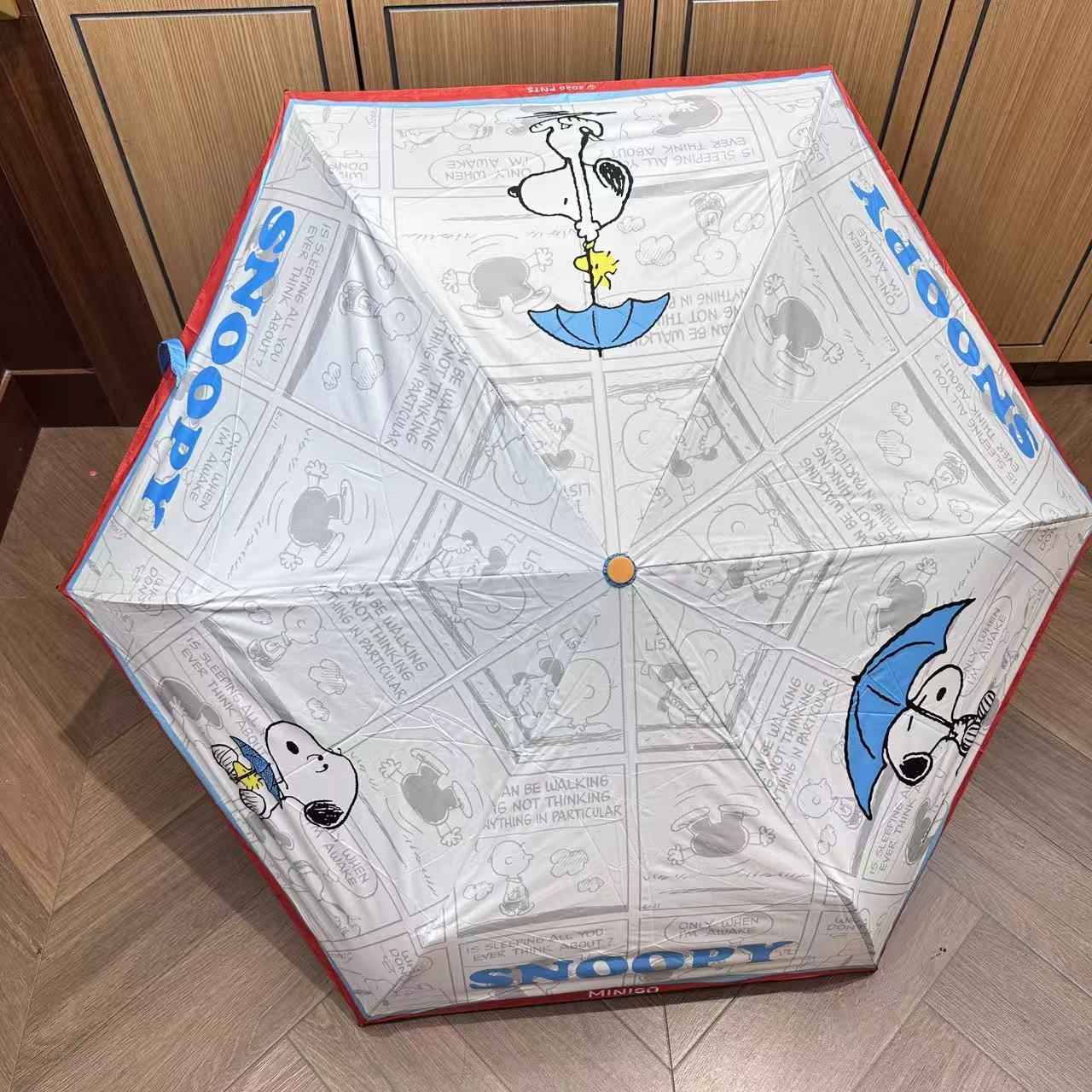 PEANUTS Snoopy Seria Sezonowa  – Travel Umbrella Compact recenzja i cena