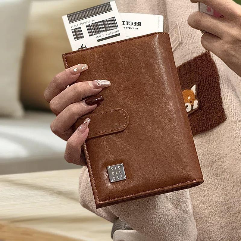 Portfel na paszport podróżny d – Travel Accessories On Plane recenzja i cena