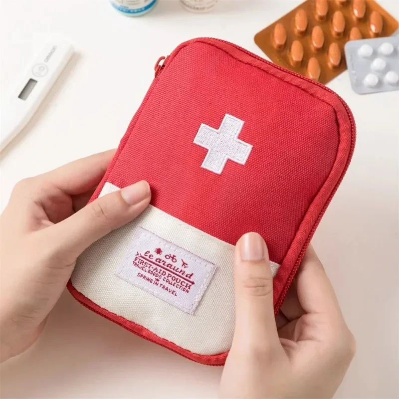 Przenośna Apteczka Torba Medyc – First Aid Travel Kit recenzja i cena